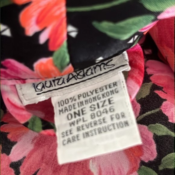 “Silky” Floral Robe with Pockets - Picture 8 of 10